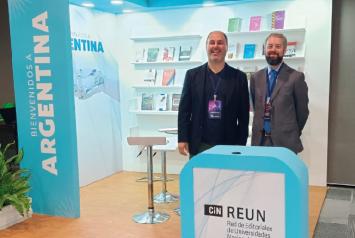 Editorial UNICEN presente en feria internacional